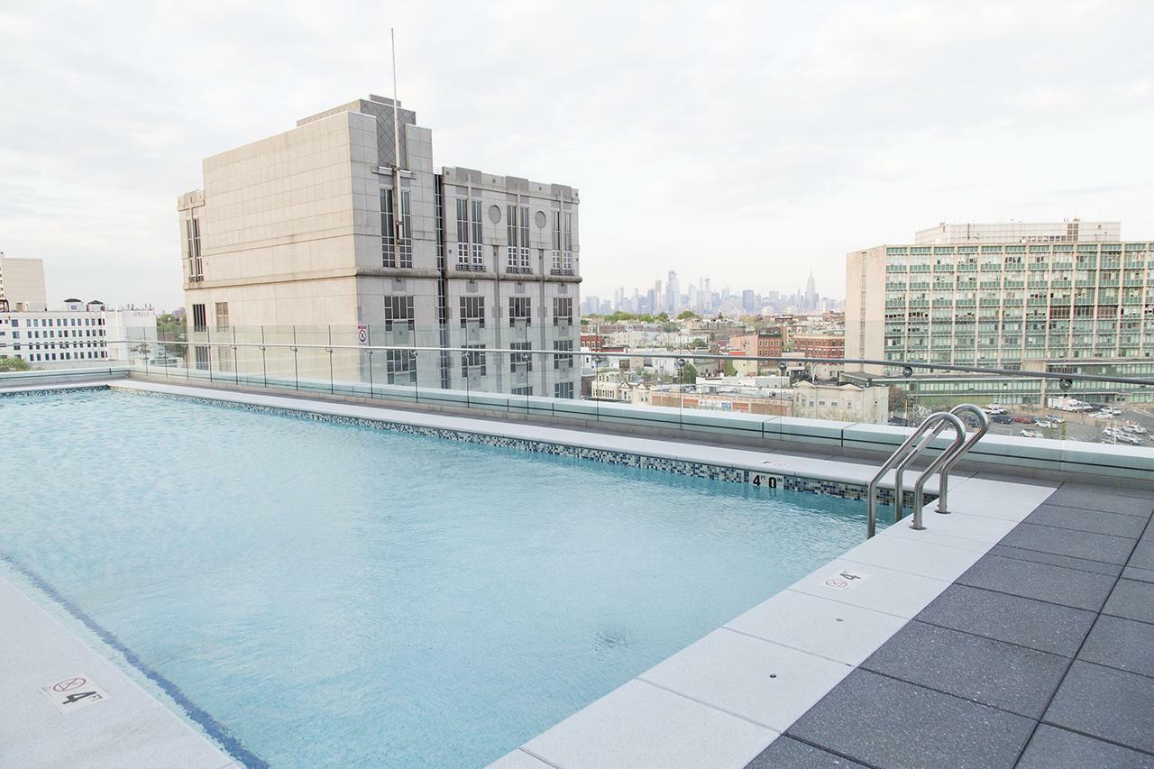 Furnished Quarters At Grove Pointe Jersey City Exterior foto