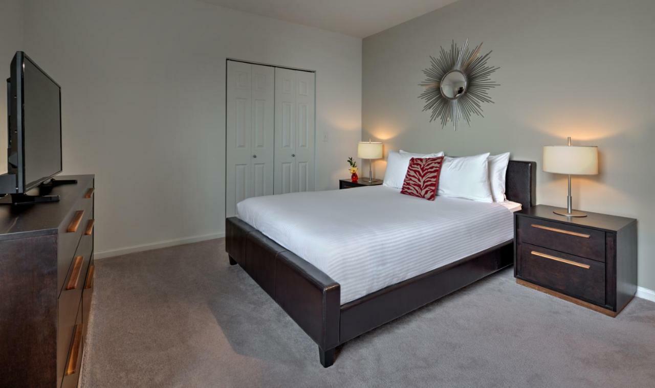 Furnished Quarters At Grove Pointe Jersey City Exterior foto