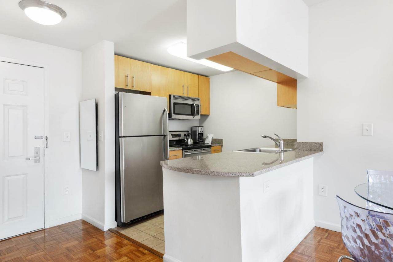 Furnished Quarters At Grove Pointe Jersey City Exterior foto